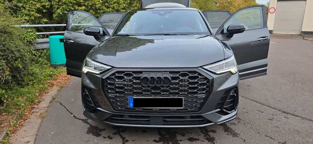 Image of Audi Q3