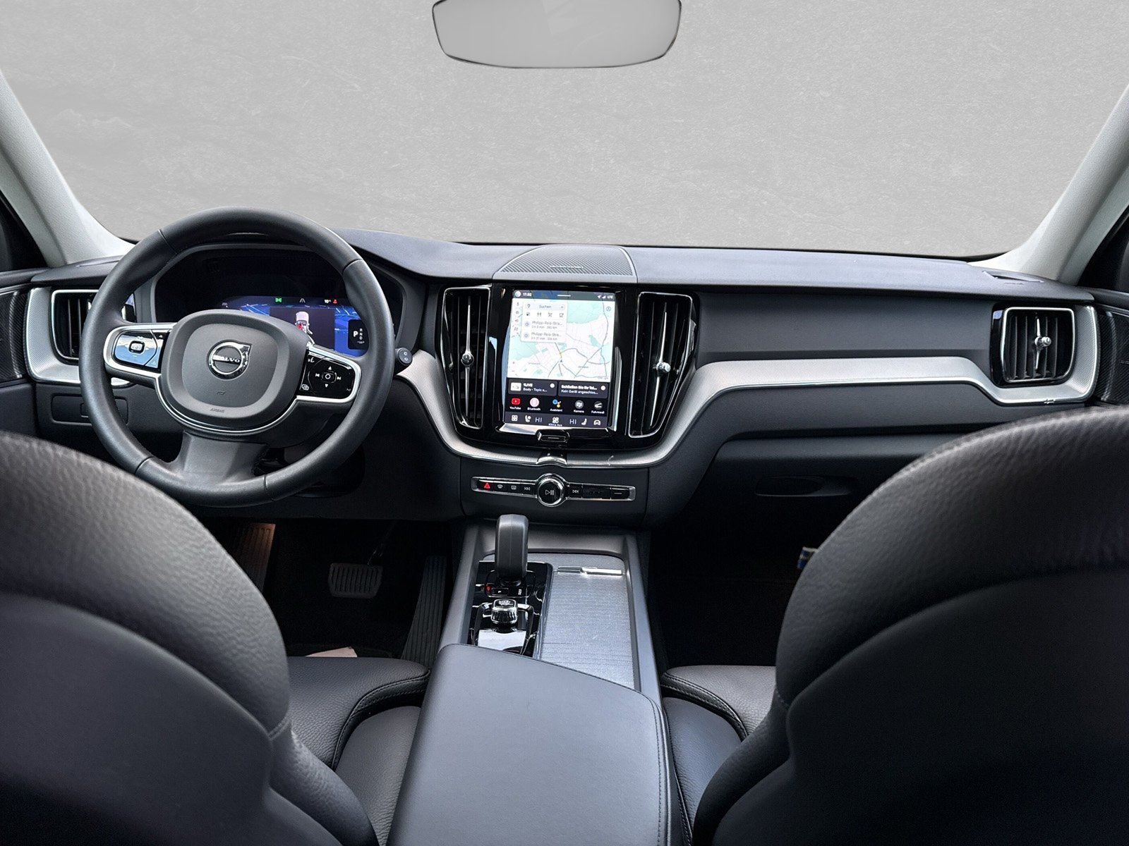 Volvo XC60 Plus B4 AWD Diesel Standhz AWR LichtPaket foto 4