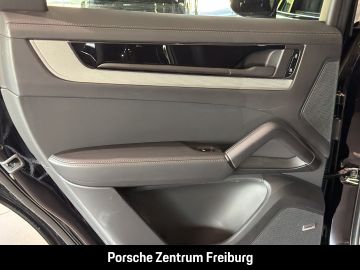 Porsche Cayenne - 10