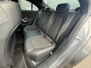 Mercedes CLA 180 - 9