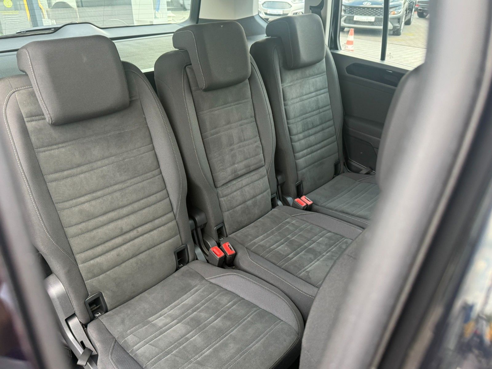 Fahrzeugabbildung Volkswagen Touran Highline BMT/Start-Stopp