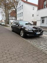BMW 520d 159000 Scheinwerfer - BMW 520 aus 2012 mit Diesel-Antrieb: Kombi