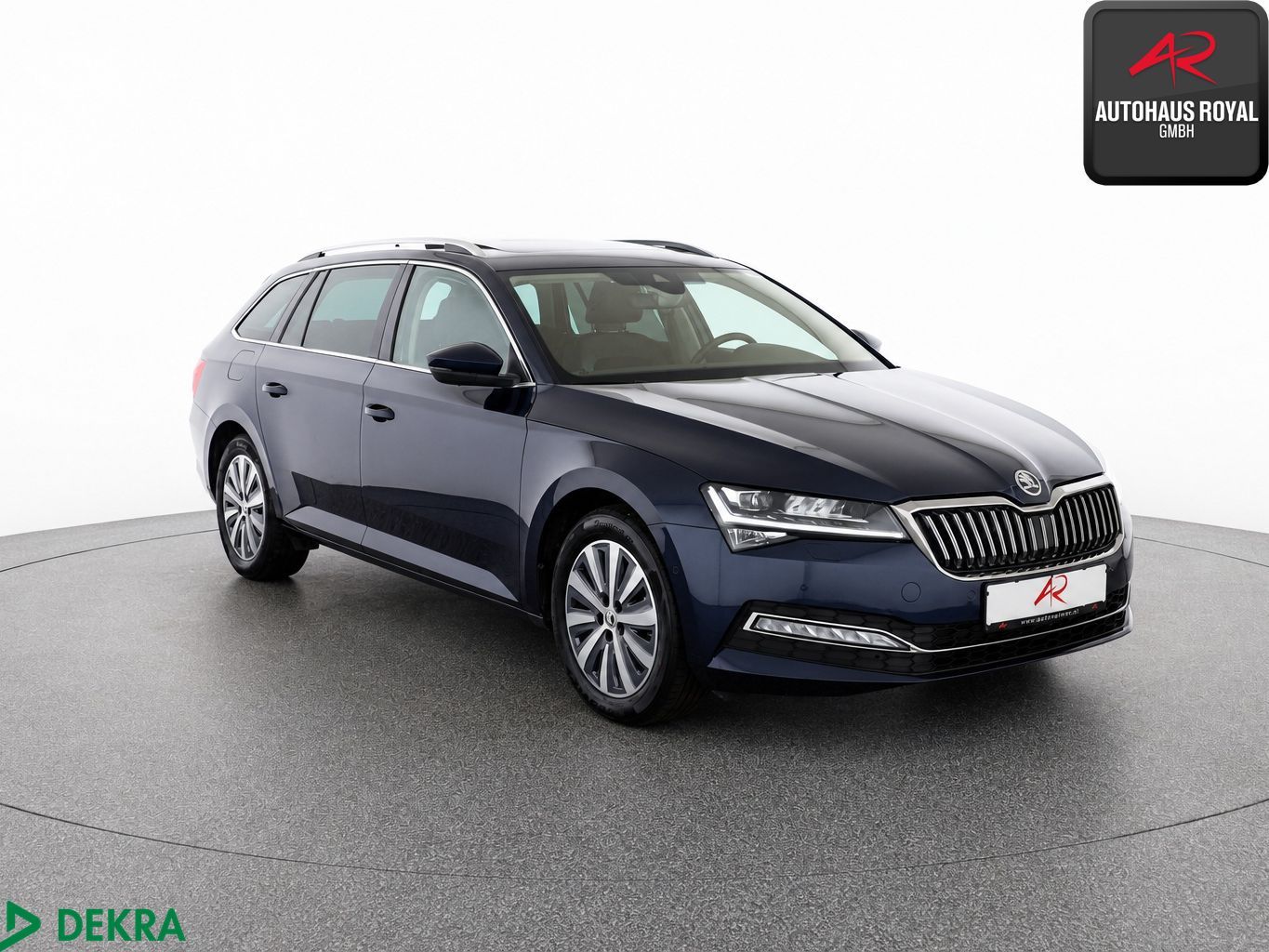 Skoda Superb Combi 2.0 TSI 4x4 PANO,360GRAD,MASSAGE,SH foto 7