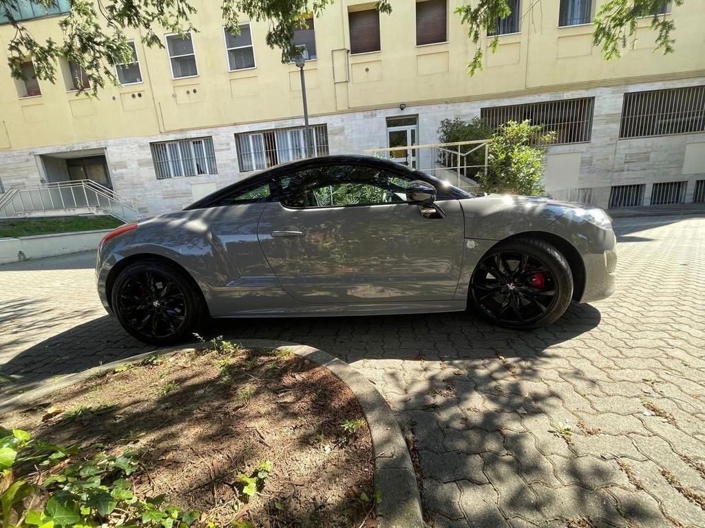 Peugeot RCZ
