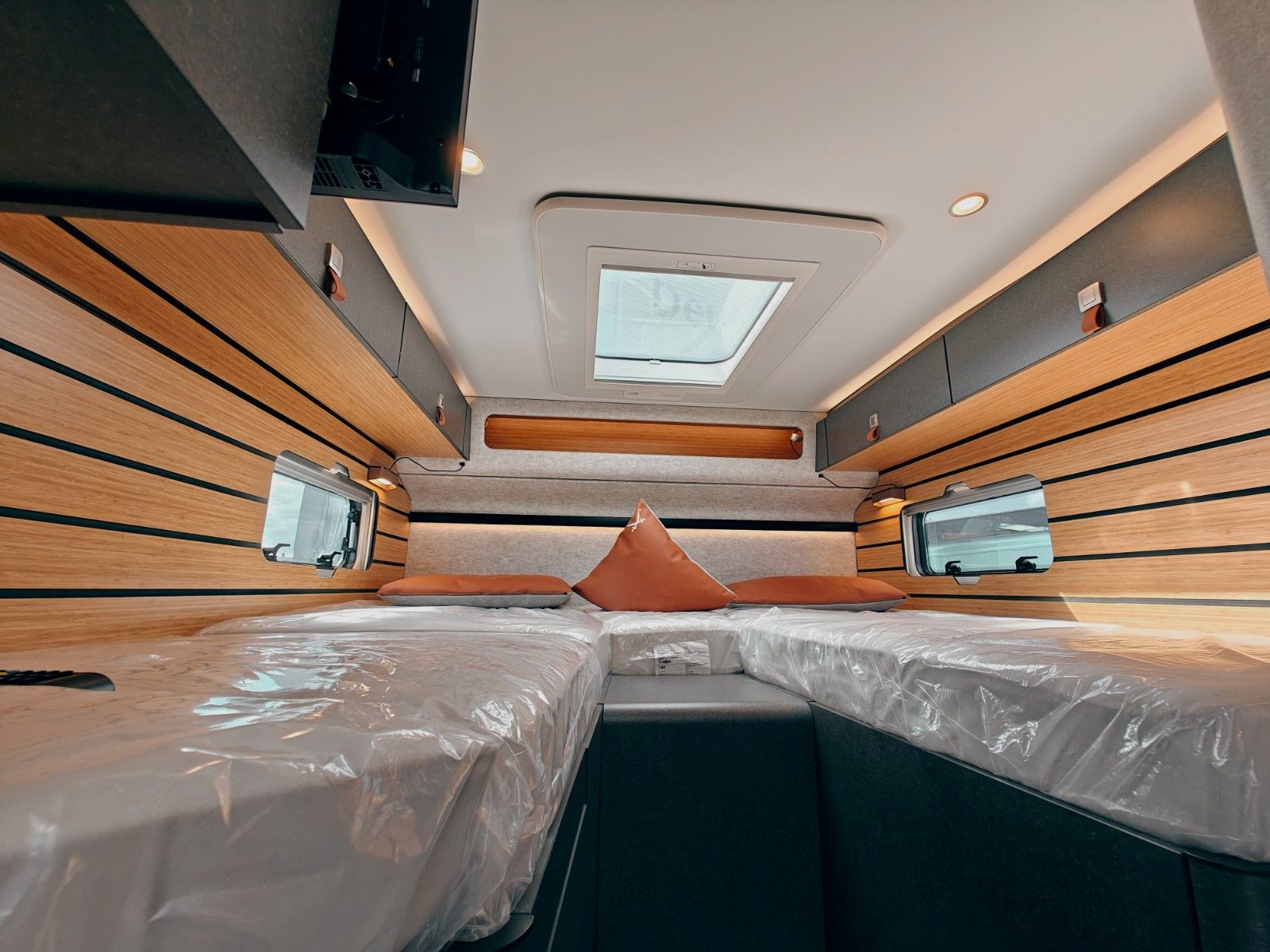 Fahrzeugabbildung HYMER / ERIBA / HYMERCAR ML-T 580 4x4² RSX - SANSIBAR® LTD.