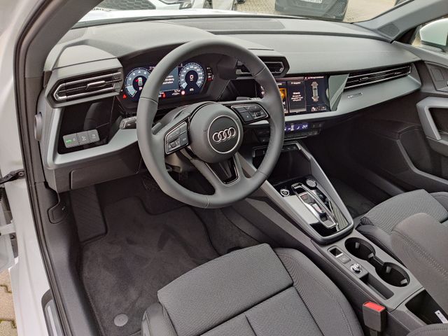 A3 Sportback 30 TFSI S tronic LED Sportsitze