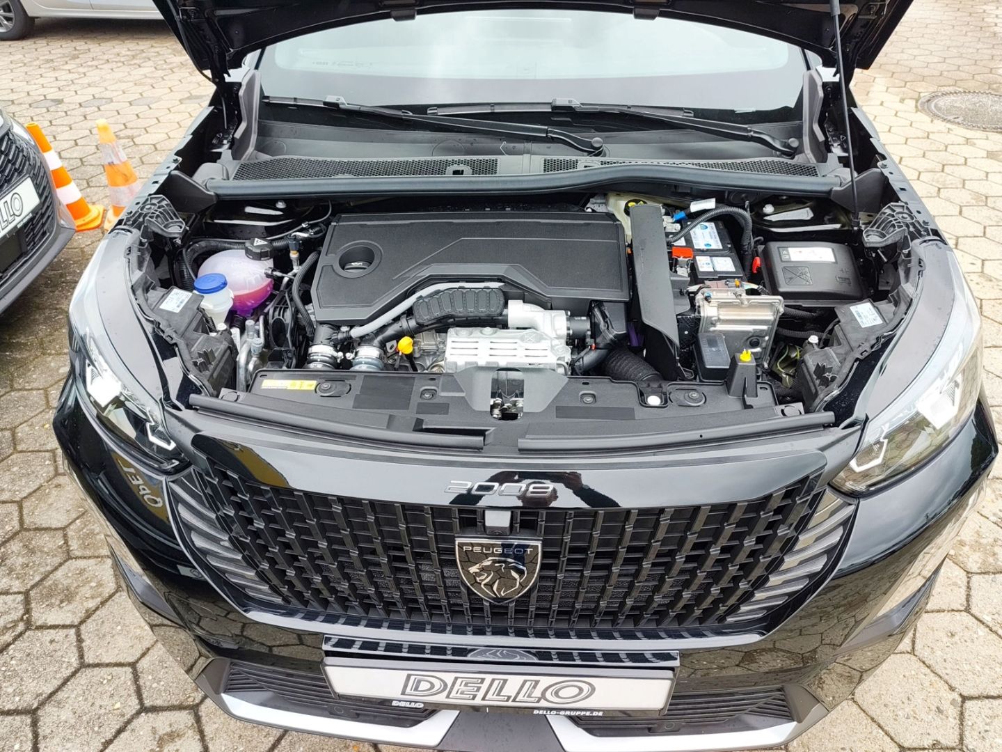 Peugeot 2008 - Bild 14