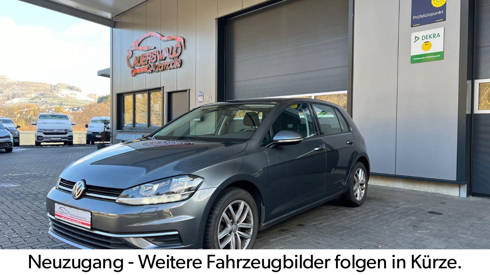 Volkswagen Golf VII Lim. Comfortline  *DSG * PDC * Standhei