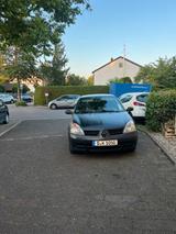 Renault Clio - Renault Clio mit Benzin-Antrieb: Sportwagen