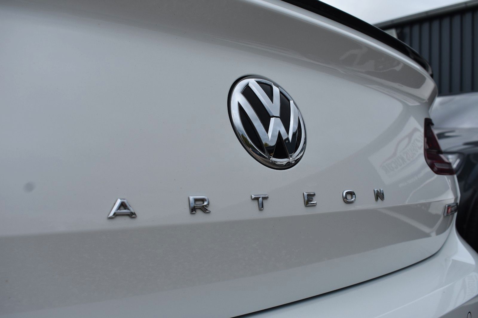 Fahrzeugabbildung Volkswagen Arteon R-Line 4Motion PANO/AHK/STH/MASAGE/DYNAUD