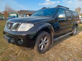 Nissan Navara Pickup Double Cab LE 4X4, Service neu - Nissan Navara: Double Cab