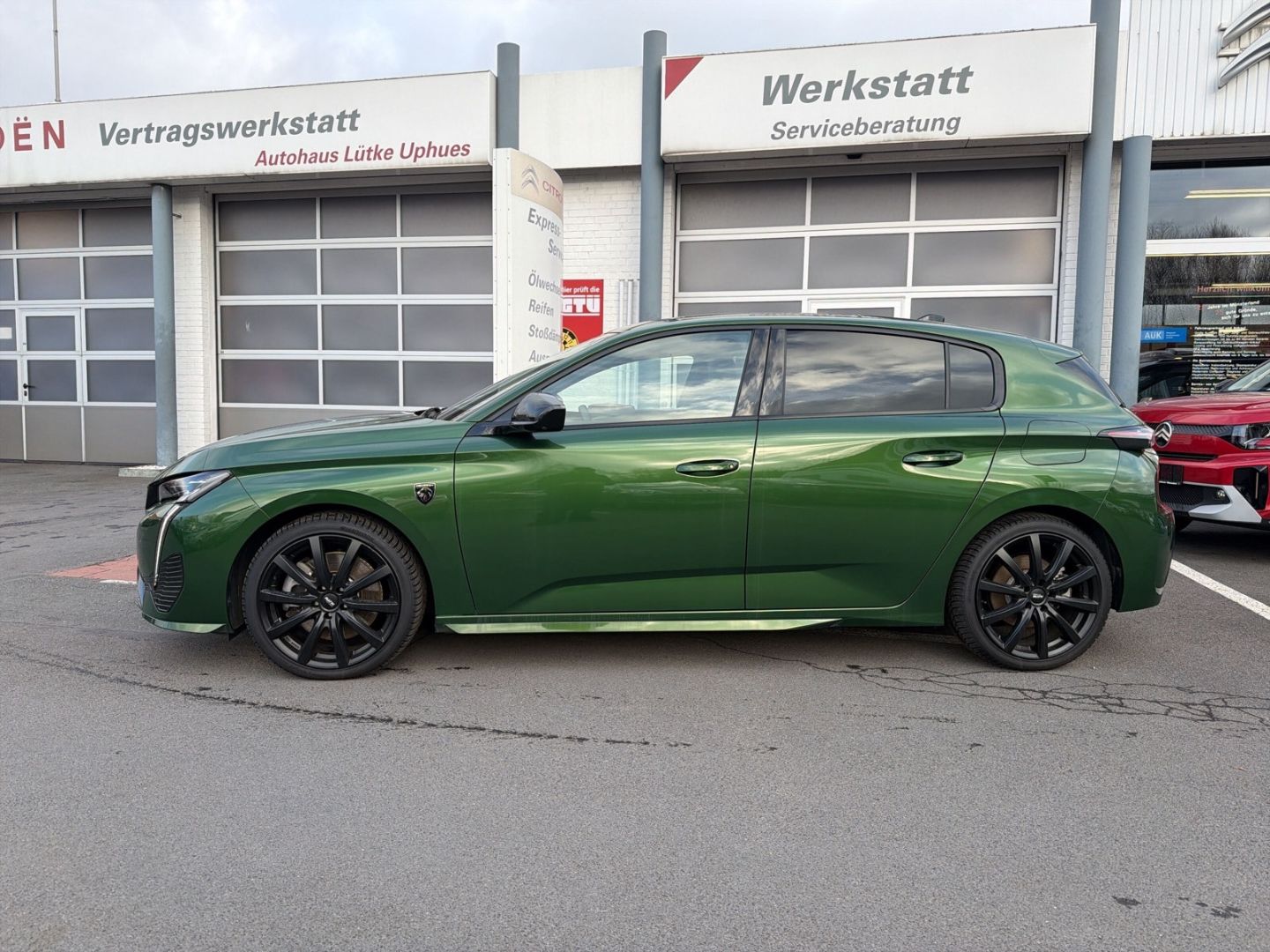 Fahrzeugabbildung Peugeot 308 GT Pack Hybrid 180 AHK-abn. El. Pano Navi