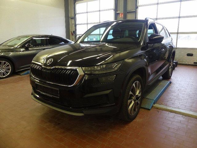 Skoda Kodiaq 2.0 TDI Clever 4x4 Kamera AHK ACC Navi