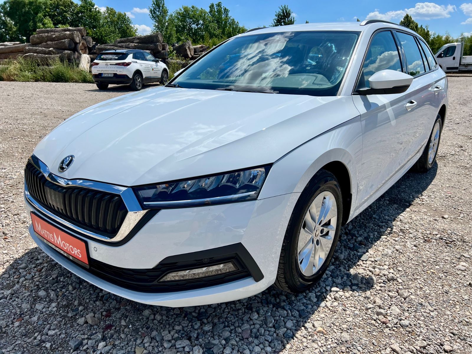 SKODA Octavia Combi Ambition AAC SHZ NAVI LED