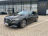 Mercedes-Benz E 300 e T Autom. mit EQ Hybrid Tech - - gebrauchte Mercedes-Benz E 300 aus dem Jahr 2024