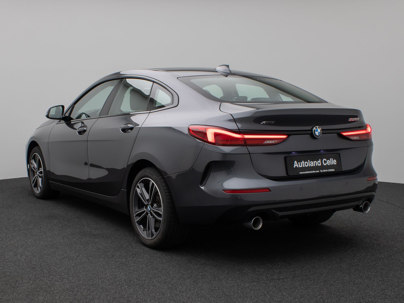Fahrzeugabbildung BMW 220i Gran Coupé xD Sport Line HUD DAB Panorama