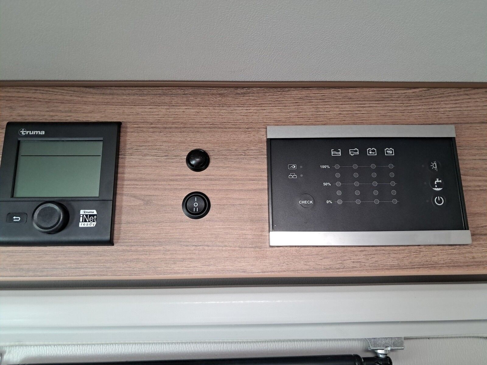 Fahrzeugabbildung Knaus Van i 650 MEG SAT,Dachklima,RK,Markise