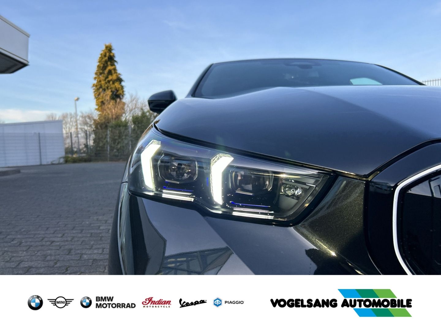 Fahrzeugabbildung BMW 520 M Sport i Park-Assistent Sportpaket HUD AHK-