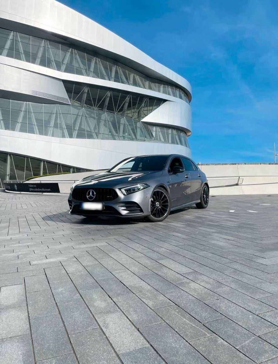 MERCEDES-BENZ Mercedes Benz A200 AMG LINE