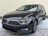 Volkswagen Passat Highline 2.0 | AHK | ACC | Zahnr. neu - VW Passat Variant Gebrauchtwagen in München