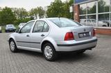 Volkswagen Bora 1.6 *1.HD*SCHECKHEFT*KLIMA*GARANTIE* - Volkswagen Bora