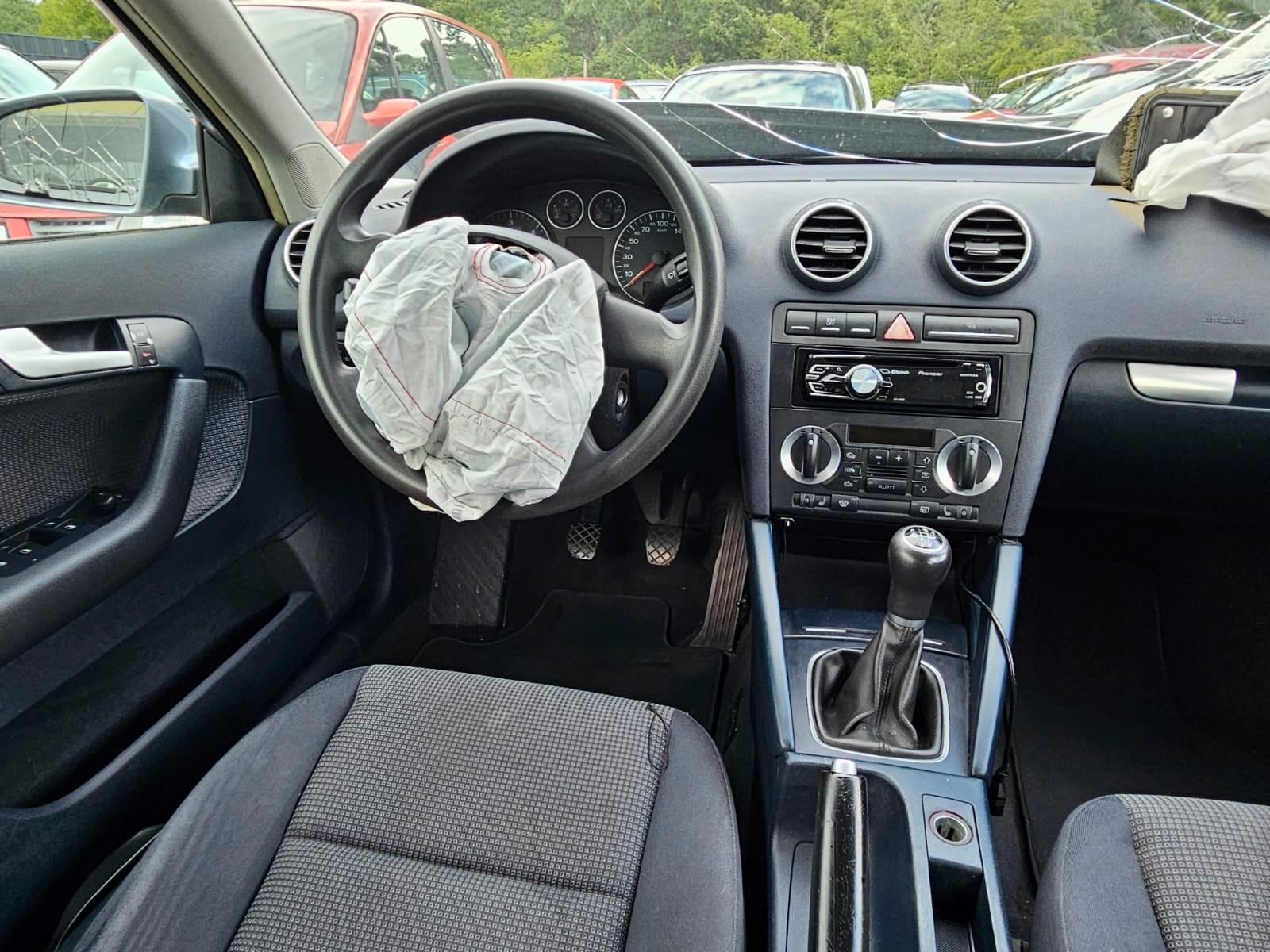 Audi A3 2005 — photo 12