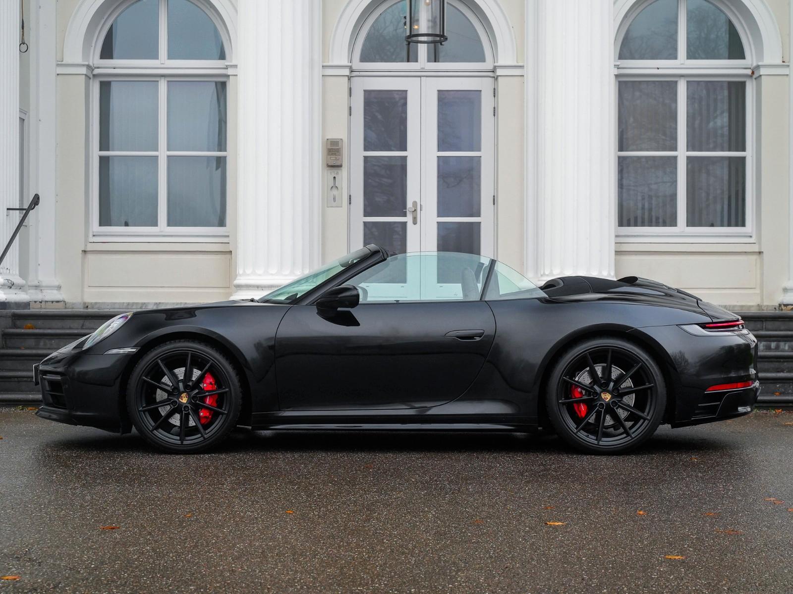 Porsche 911 Carrera 4 S Cabriolet | Sport design | Sport