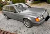 Mercedes-Benz E 300 W124 Kombi WENIG LAUFLEISTUNG OLDTIMER  - gebrauchte Mercedes-Benz E 300 aus dem Jahr 1989
