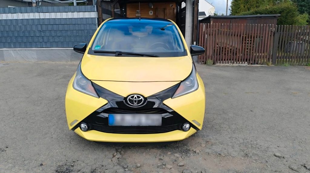 Image of Toyota Aygo (X)