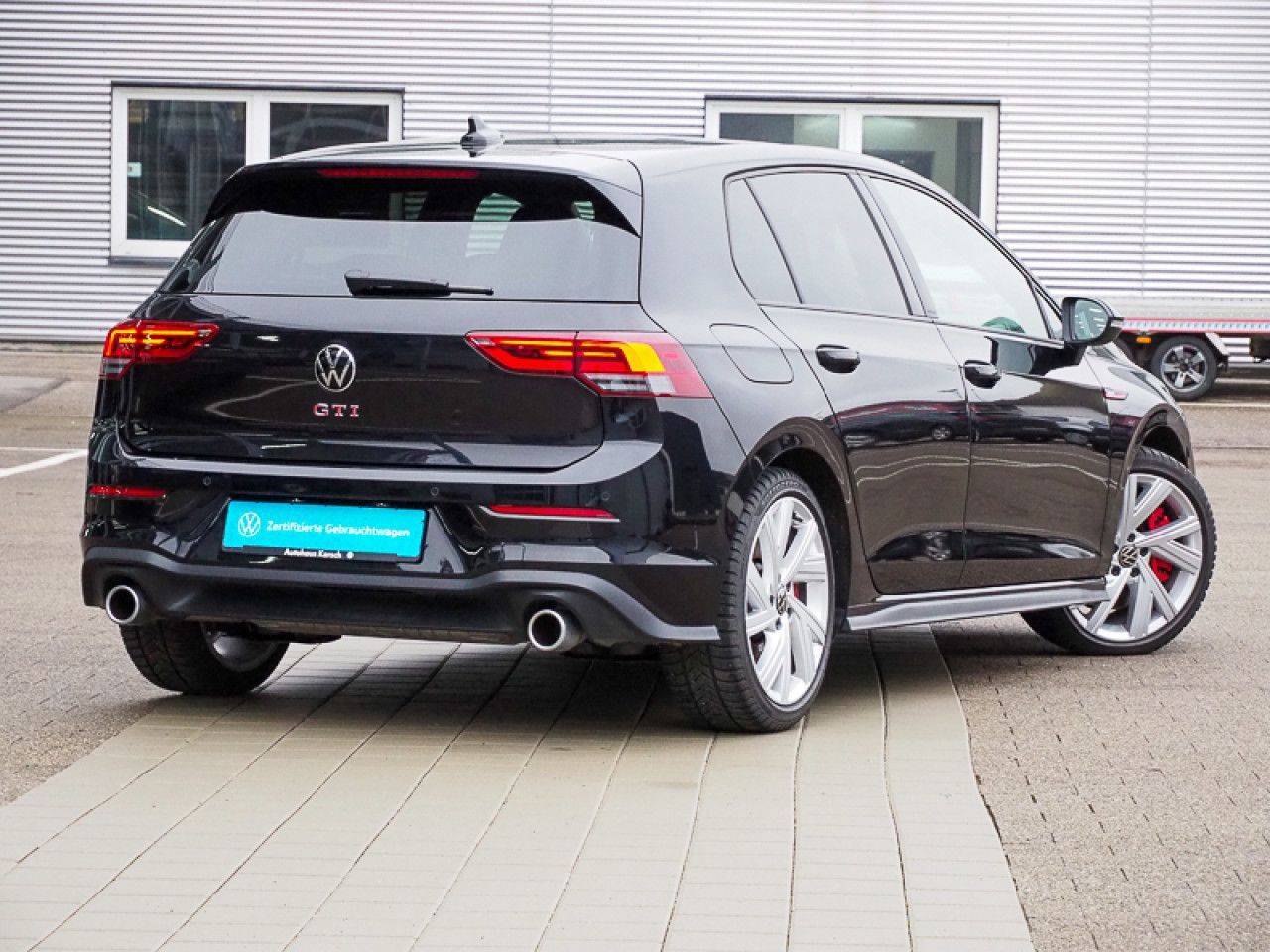 Volkswagen Golf VIII 2.0 TSI GTI NAVI KEYLESS LED foto 5
