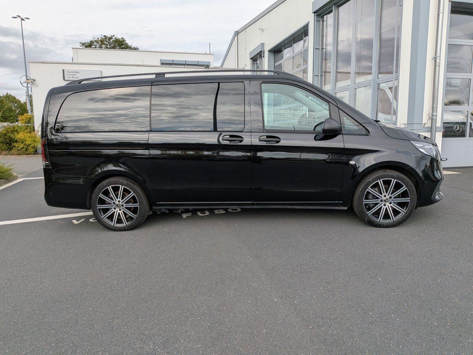 Mercedes-Benz Vito 119 Tourer Pro Autom. Navi Kamera LED AHK imagem 3