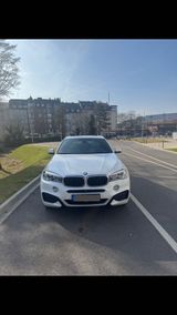 BMW X6 xDrive30d - - BMW X6 mit Diesel-Antrieb: Geländewagen