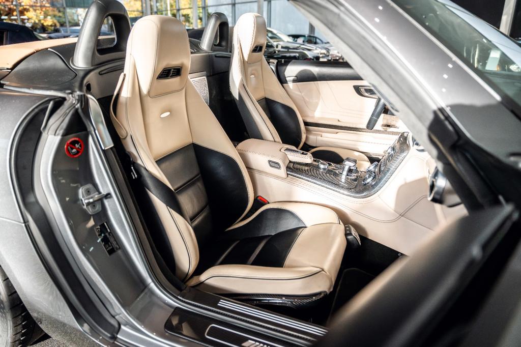 Mercedes-Benz SLS AMG