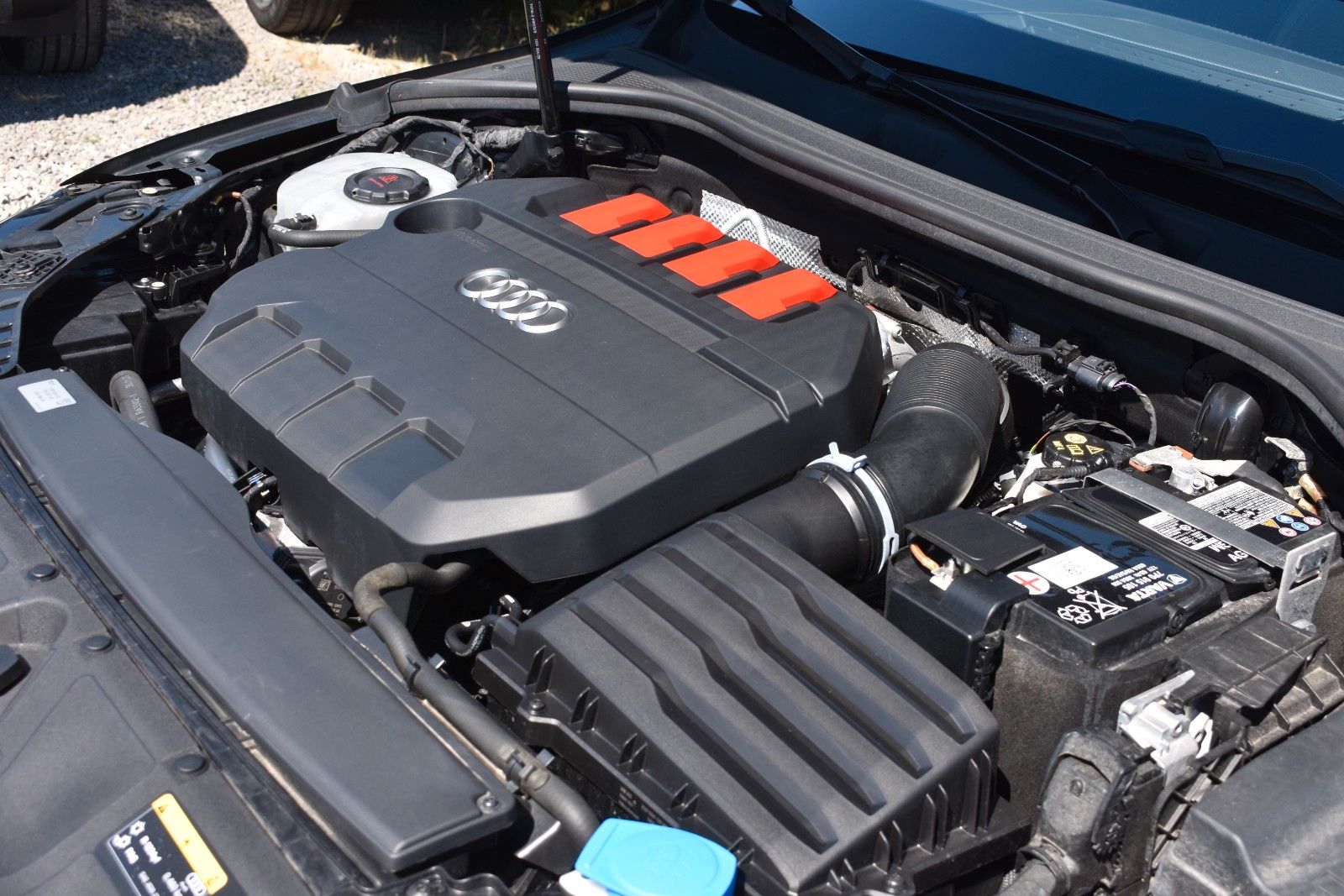 Fahrzeugabbildung Audi S3 Sportback 2.0 TFSI Quattro B&O/Virtual/LED