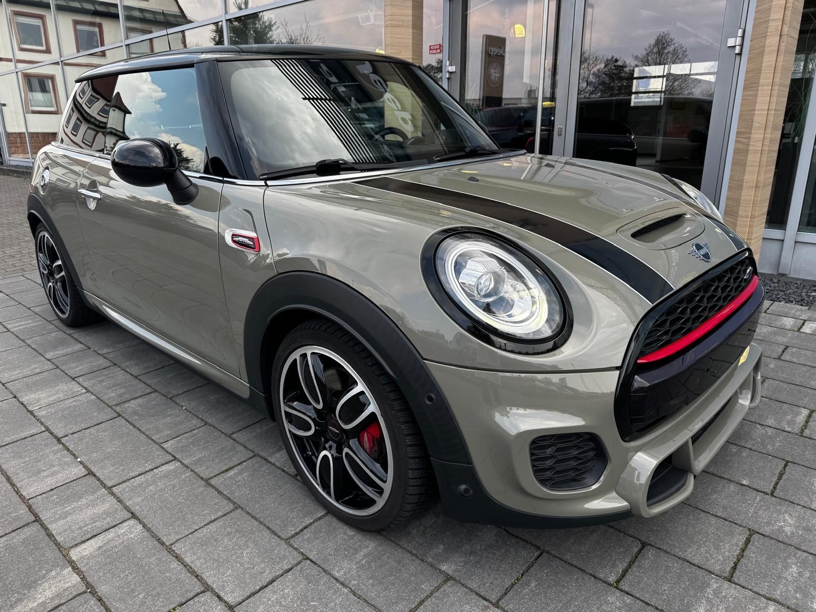 MINI JOHN~COOPER~WORKS~LED~Voll~Automatik