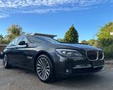BMW 730d HUD + PANO + ST-HZ + SITZLUFT + MEMORY +AHK - BMW 730 aus 2010: 730d