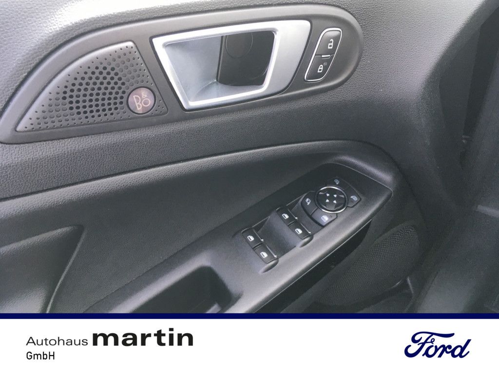 Fahrzeugabbildung Ford EcoSport 1.0 Titanium NaviApp KLIMA SHZ PDC B&O