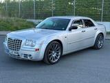 Chrysler 300C 3.0 CRD Autom. - - graue Chrysler 300C