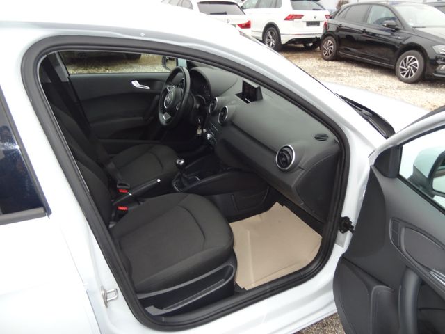 Fahrzeugabbildung Audi A1 Sportback/Garantie/SitzH/Tempomat/