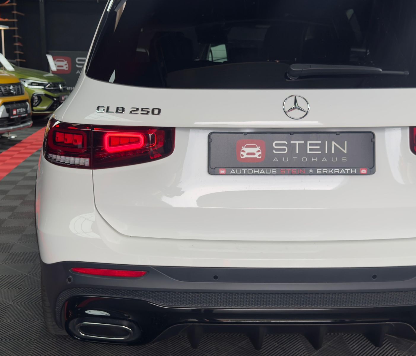Mercedes-Benz GLB 250 4Matic AMG Burmester Night DAB foto 5
