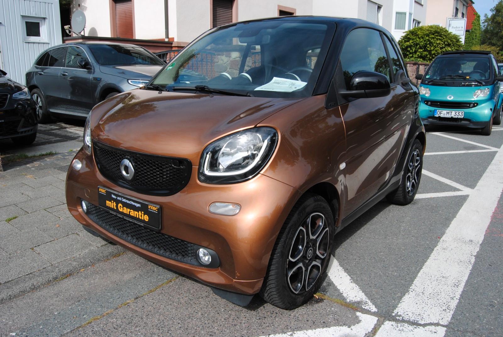 Smart ForTwo coupe prime 90PS*NAVI*LEDER*Pano*Spur*SHZ