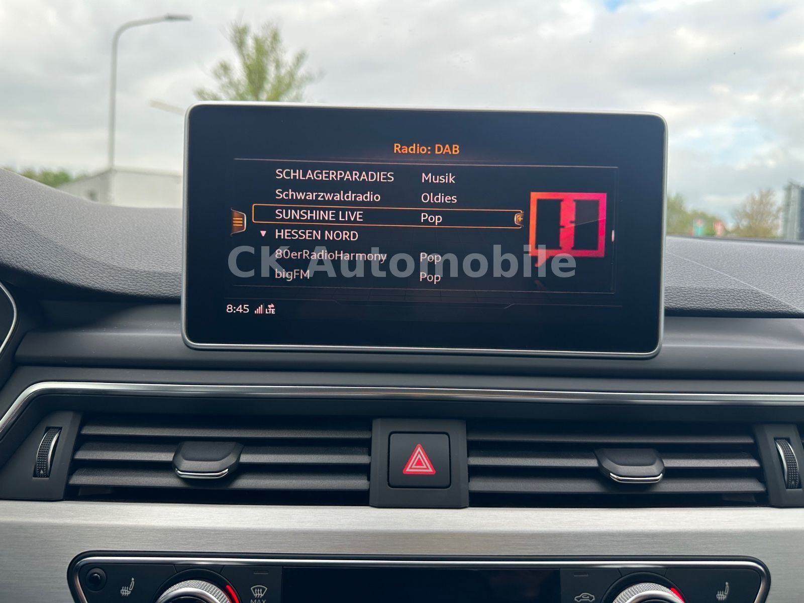 Fahrzeugabbildung Audi A4 Avant 40 TDI Quattro S-Line/Navi/LED/ACC