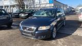 Volvo V50 Kombi 2.0 D Momentum - gebrauchte Volvo V50 aus dem Jahr 2008
