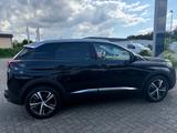 Peugeot 3008 PureTech 130 Stop & Start GPF Allure - gebrauchte Peugeot 3008 aus dem Jahr 2020