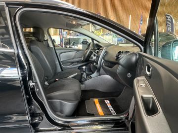 MYAUTOCENTER – Gebraucht- und Jahreswagen mit Werkstattservice in Pfaffenhofen Renault Clio IV Grandtour *TÜV:428*TEMPO*NAVI*PDC*KLIMA