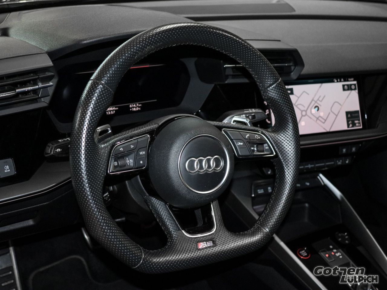 Fahrzeugabbildung Audi RS3 Sportback 2.5 TFSI Matrix LED Bluetooth Navi