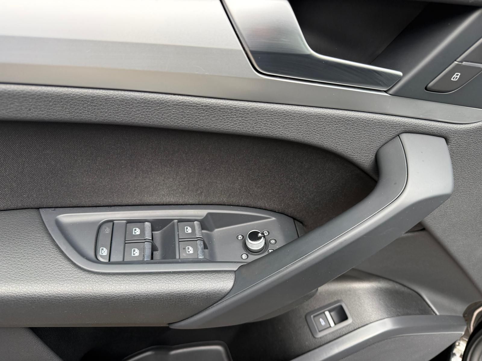 Audi Q5 45 TFSI quattro S line Navi Kamera LED  Akust foto 16