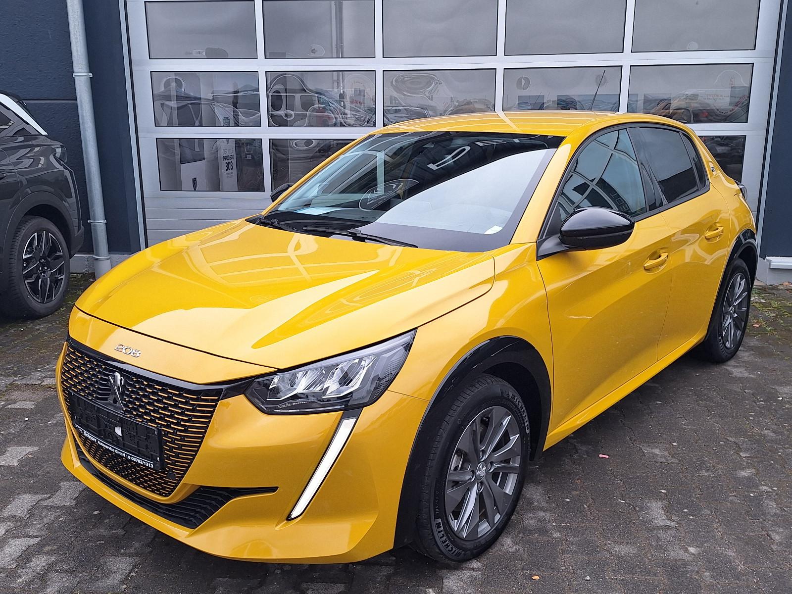 Peugeot e-208 Allure Pack 136 *11kW*Batterie 100%!!