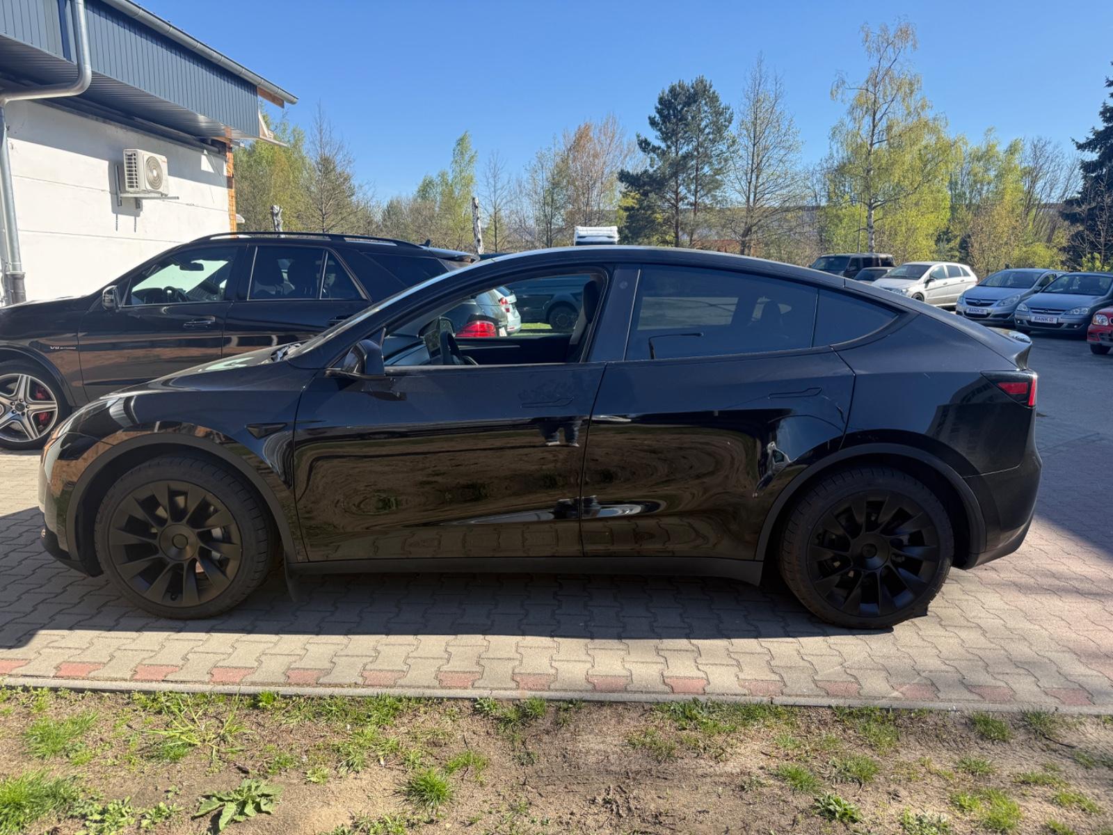 Tesla Model Y Long Range Dual AWD Batterie NEU SOH 100