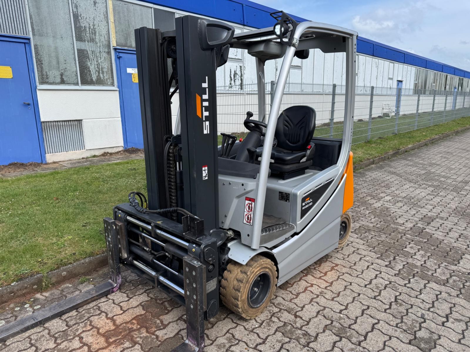 Still RX20-20P Triplex Zinkenverstellgerät LED Beleuch